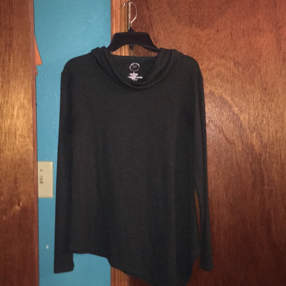 Women’s shirt
